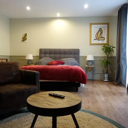 Bed and Breakfast Les Premontres Falaise  Exterior foto